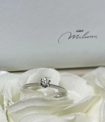 013 Miluna Anello oro con brillanti cod: LID3433-015G7